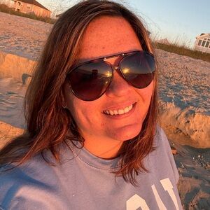 Meet your Posher, Janine